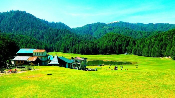 Khajjiar Himachal Pradesh, Vast expanse of green meadows and dense forests