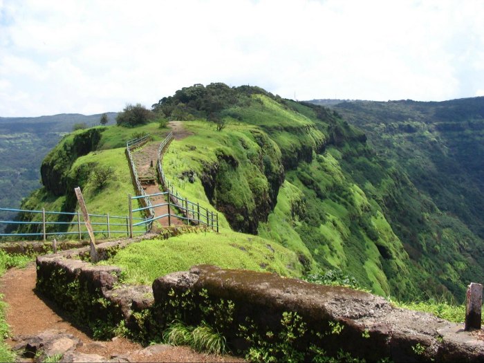 17-best-one-day-picnic-spots-near-pune-in-summer