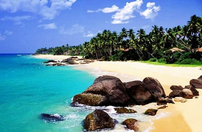 Spenda laid back honeymoon on Tangalle Beach in Sri Lanka