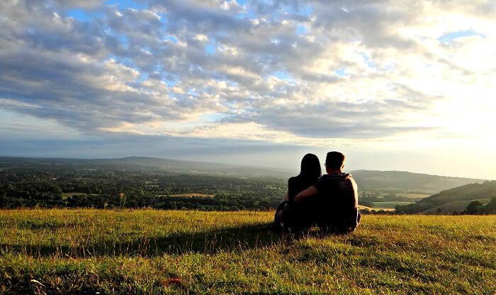15 Utopian Romantic Places In Pune For Couples