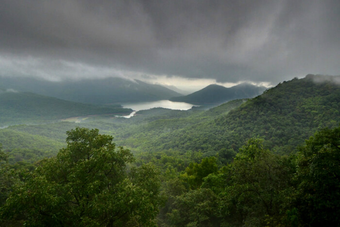 have a picnic at the chorla ghats