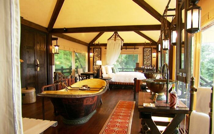 Interior of Four Seasons Golden Triangle