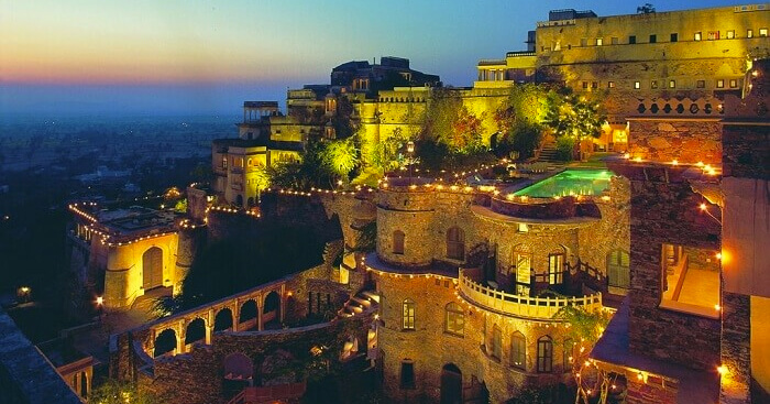 Neemrana Fort Palace: Updated 2023 Guide For All First Time Visitors!