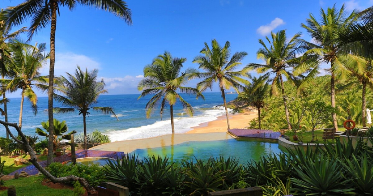 8 Romantic Kovalam Beach Resorts For A Blissful Vacation