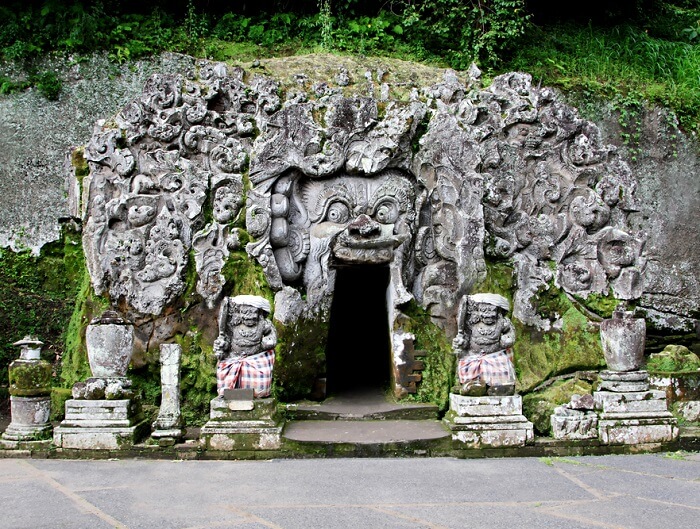 Elephantcave temple bali