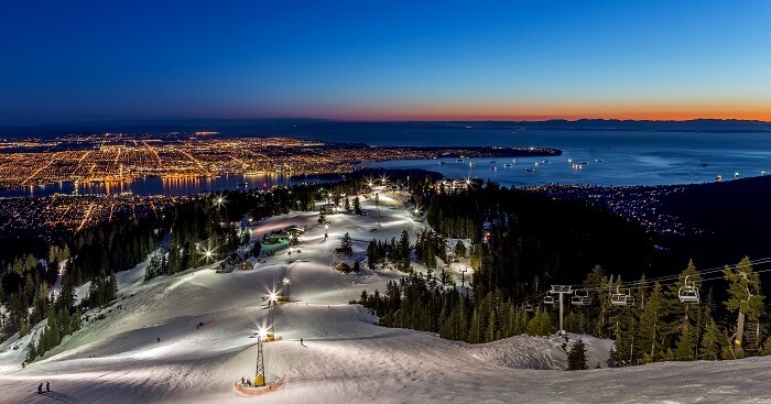 15 Best Places To Visit In Canada In Winter: Tourist Attractions In 2022!