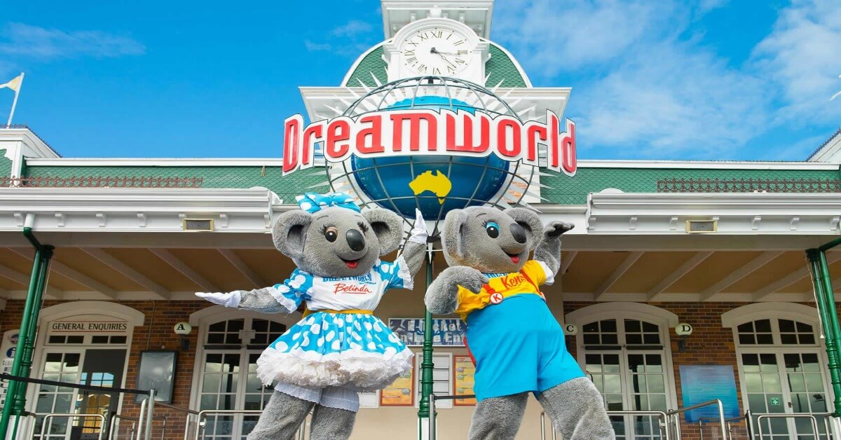 Why Dreamworld Is The BEST Theme Park On The Gold Coast