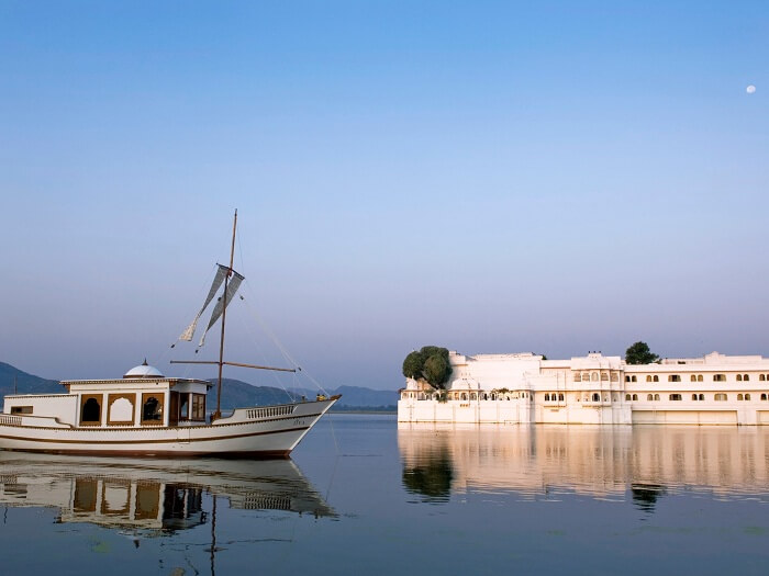 Jiva Boat Spa in Taj Lake Palace