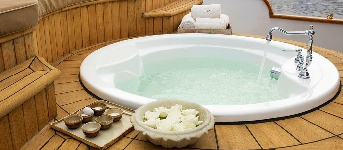 Jiva Spa Boat Experience at Taj Lake Palace