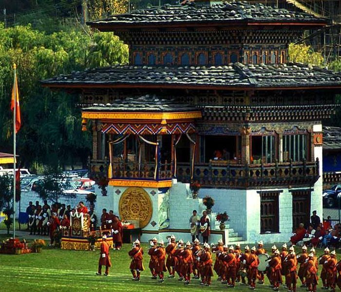 The land of Thunder dragon Bhutan, Visa on arrival available