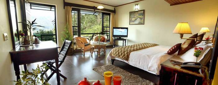 The rooms of Humming Bird suite are full of luxurious amenities