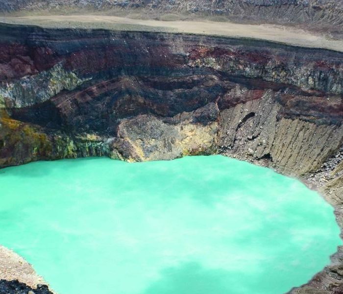 Santa Ana Volcano crater lake, El Salvador