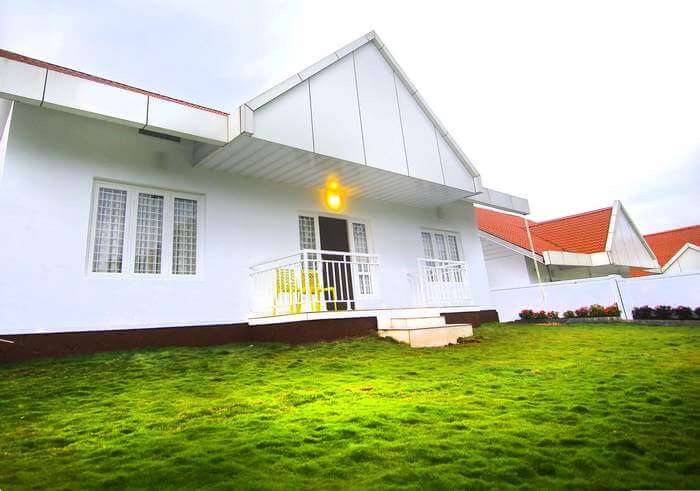 Fog Resort & Spa is a delight to both the families and honeymooners