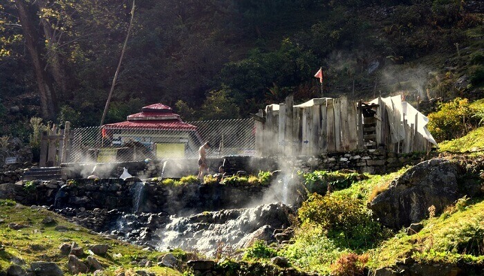 The natural hot water spring of Parvati Kund