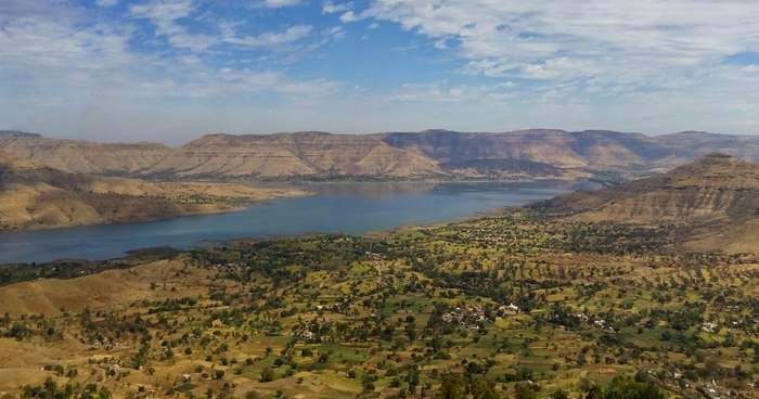 Parsi Point is favored among the community above all other tourist places in Mahabaleshwar