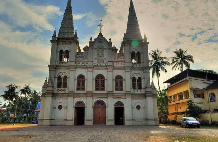 Santa Cruz Basilica is the oldest church in Cochin