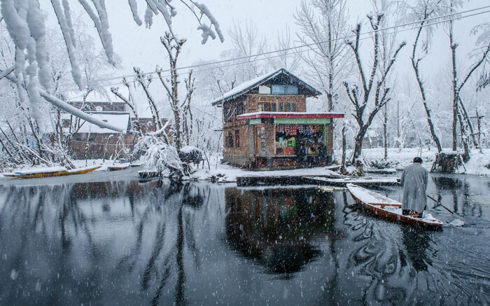 Dal Lake during snowfall in Kashmir