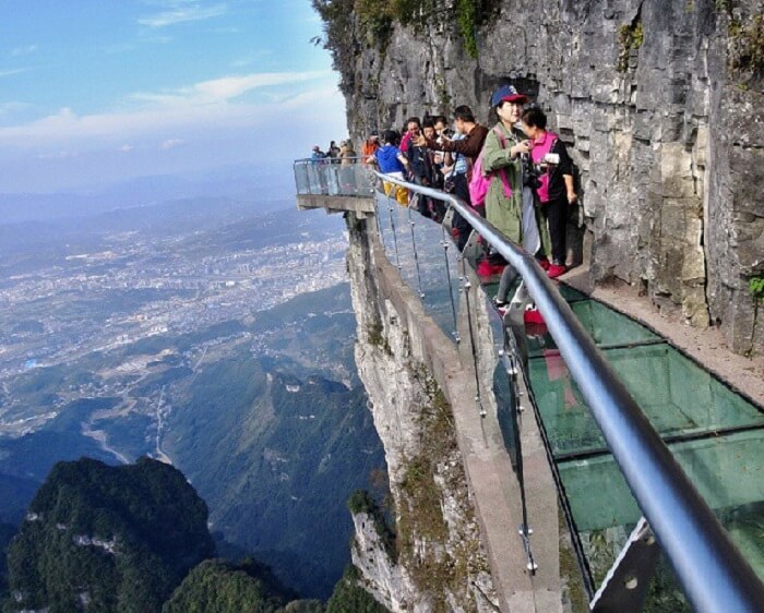 15 Most Dangerous Walkways Of The World