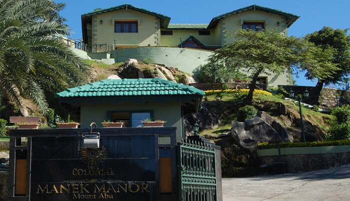 A view of the entrance at the Colonial Manek Manor hotel in Mount Abu