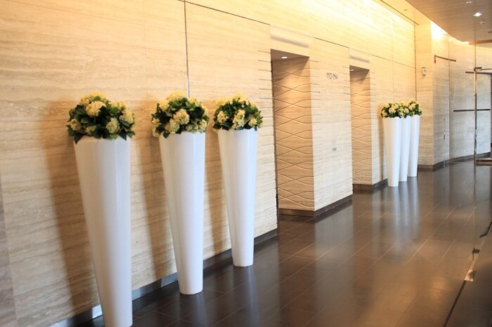 The lobby and lift area on one of the levels where Corporate suites of Burj Khalifa are located