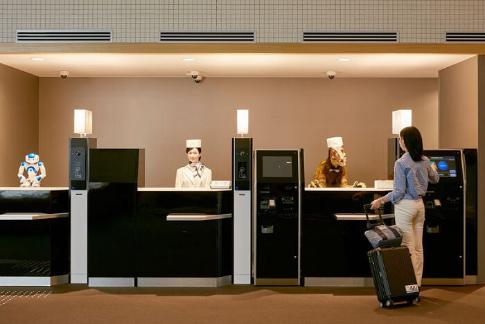 henn na hotel japan reception check in screen