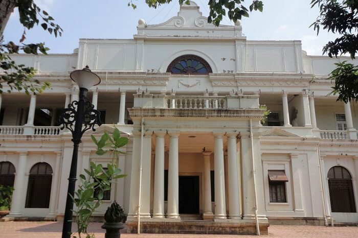 The entrance to the Lal Bagh Palace in Indore