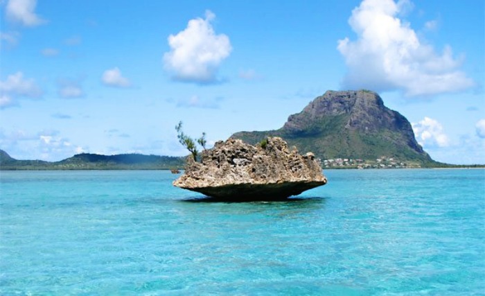 Mauritius Weather tropical climate, hot and humid