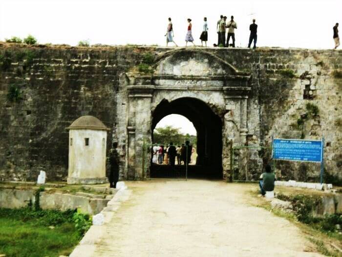 Jaffna fort is one of the key tourist spots in Sri Lanka
