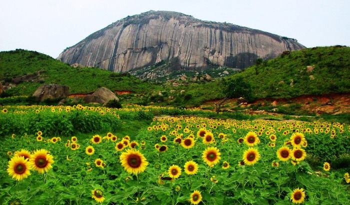 Second largest monolith in Asia, Madhugiri