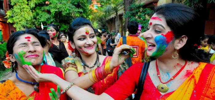 Traditional Holi at Shantiniketan