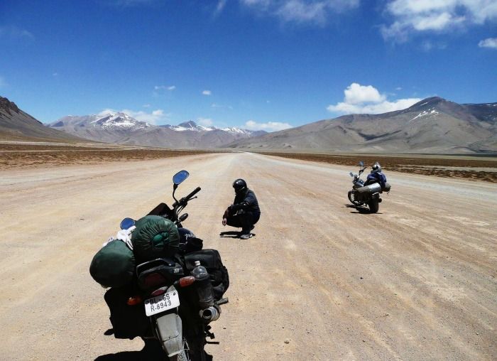 Wide Delhi roads leading to the Himalayas