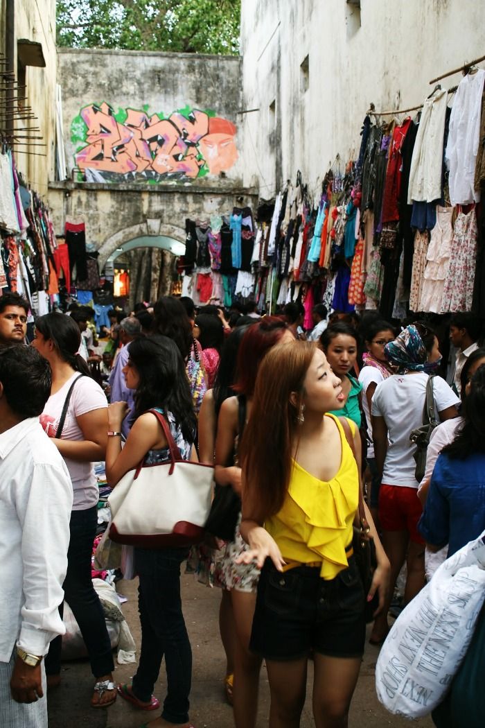A girl street shopping in the lanes of Sarojini Nagar, Delhi