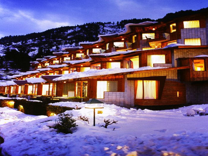10 Best Hotels in Manali For Honeymoon (Starting with 4K)