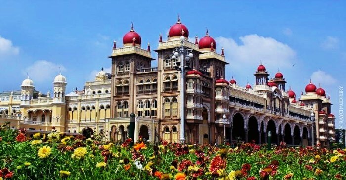 places to visit in between bangalore to mysore