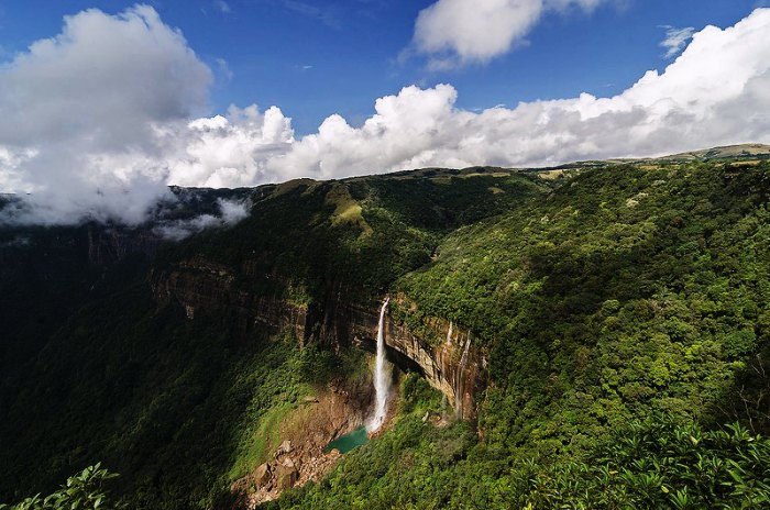 Nohkalikai Falls in Cherrapunji