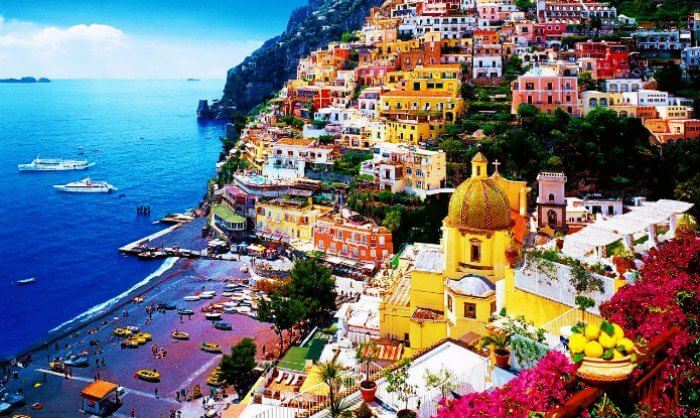 The gorgeous colorful vistas of Amalfi coast