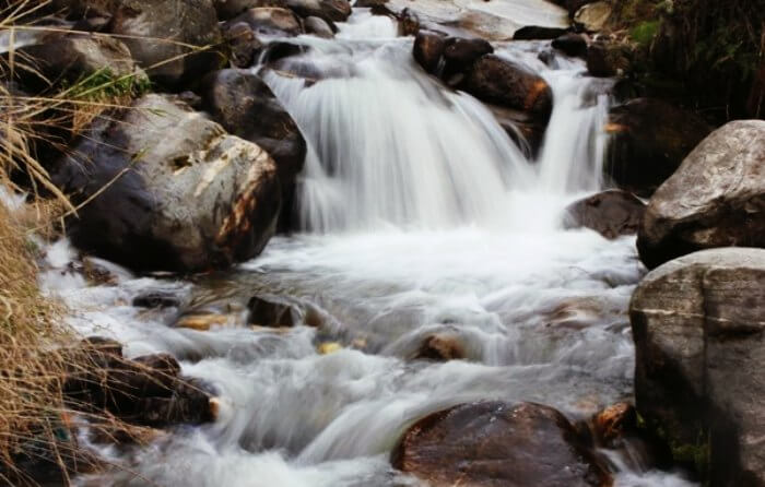 The majestic bundla falls located in Palampur is a sight to behold