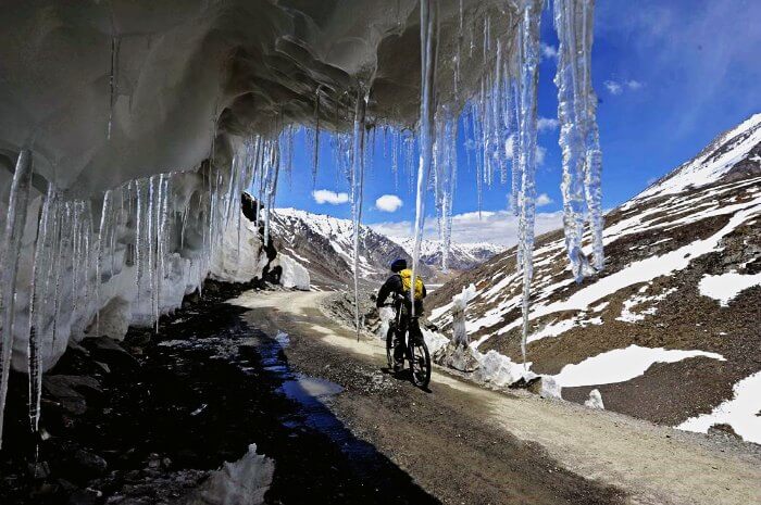 Cycle from Manali to Leh via Rohtang Pass