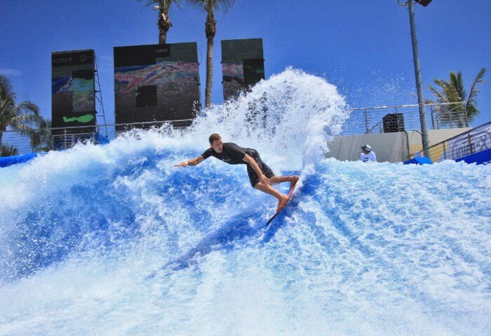 Indoor Surfing!! Indoor-Surfing