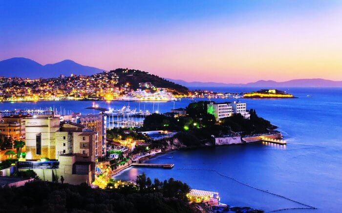 Spend a romantic evening on the Kusadasi harbour in Turkey