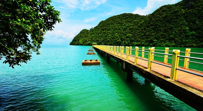 The popular Langkawi is amongst the best honeymoon destinations in the world