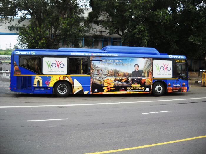 HoHo tourist bus stop in Delhi
