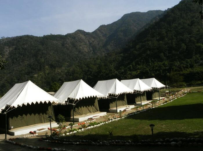 Camping tents in Kanatal