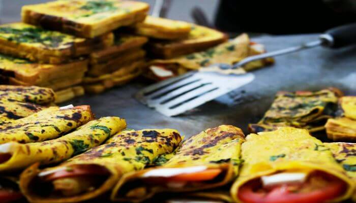 Famous food of Delhi — Besan ka Chilla