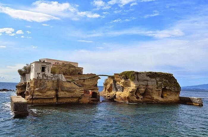 Isola La Gaiola in Italy