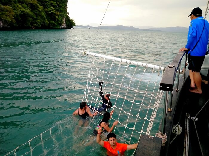 Sunset Dinner Cruise - natural Jakuzzi