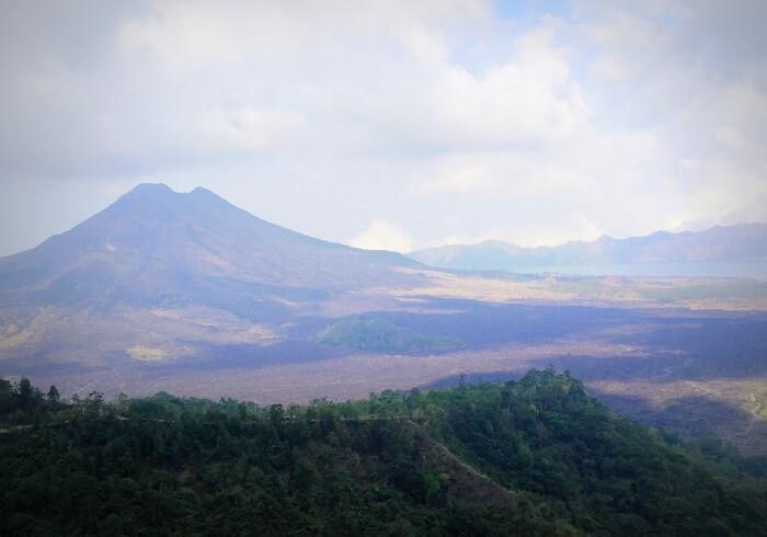 A mesmerising view of the volcano in Bali