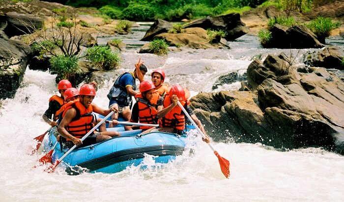 A group of rafters at Kitulgala