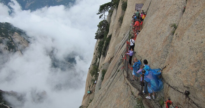 Mount Huashan: World’s Deadliest Hike