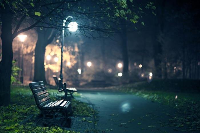 Delhi offers some of the best places to night crawlers for night walks and ghost walks